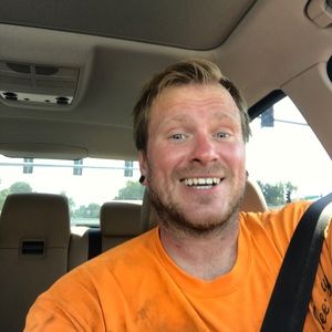 Meet your Posher, Adam